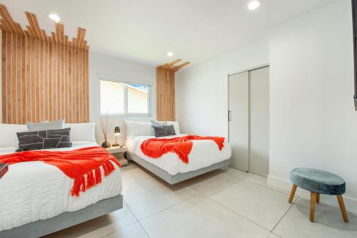 บริการและสิ่งอำนวยความสะดวก, Miami 5BR Entertainer Heated Pool & Ping Pong L08 near อุทยานเขตร้อน