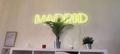 Apartamento entero Junto a Cuatro Caminos con licencia del Ayto de Madrid, Мадрид