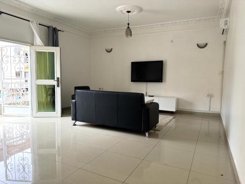 Appartements modernes Wifi TV - Yaoundé Omnisports - image 3