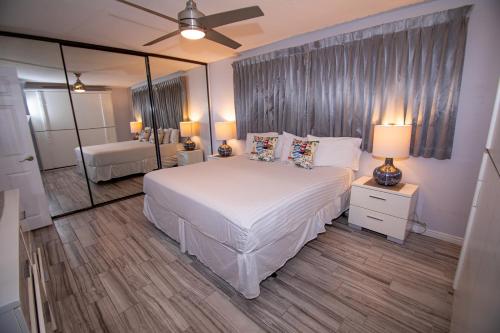 One-Bedroom Apartment with Ocean View image 1