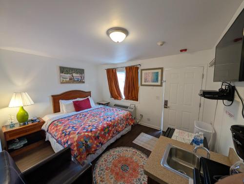 Apple Inn and Suites Cooperstown Area - image 12
