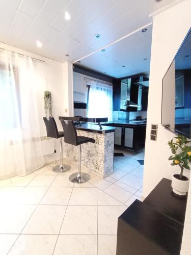 virtuve, Relaxe Wohnung Bergstraße HP in Laudenbach (Rhein-Neckar)