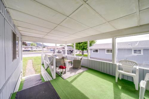 Seven Bays Vacation Rental on Lake Roosevelt! in Davenport (WA)