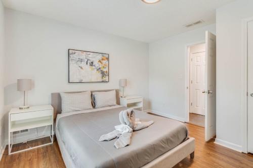 The Poolside 4BR Stylish Luxury Sanctuary