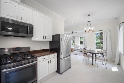 New Listing - Historical Home in Mossy Oaks - main image