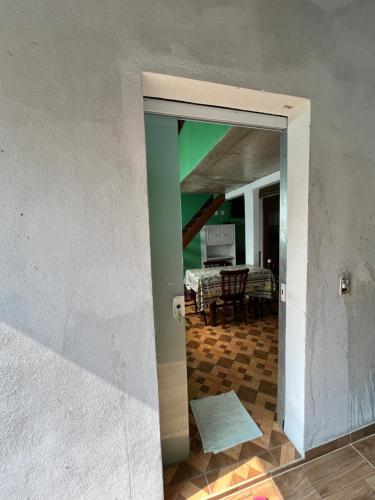 Paraíso dos passaros- Chalé III Papagaio (Paraiso dos passaros- Chale III Papagaio) in Ilhabela