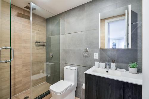 1597-4 Brand new Prime UES W D walk to C park - image 3