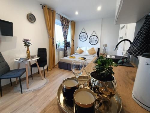 Royal EvitaBocelli Spodek by walk in Katowice