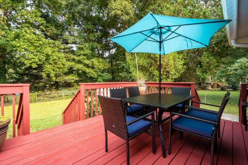 Gorgeous Home,Walk to The Brave,15min to downtown in Смірна (Джорджія)