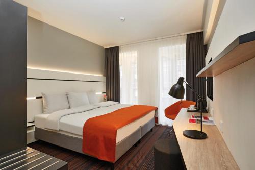 2 twin beds