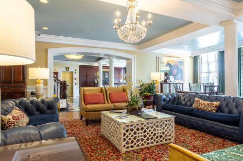 Szórakozási lehetőségek, The Marshall House near Colonial Park Cemetery