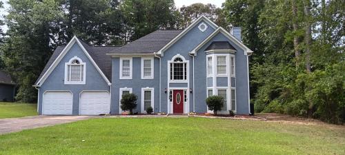 Red Door in Jonesboro, USA
