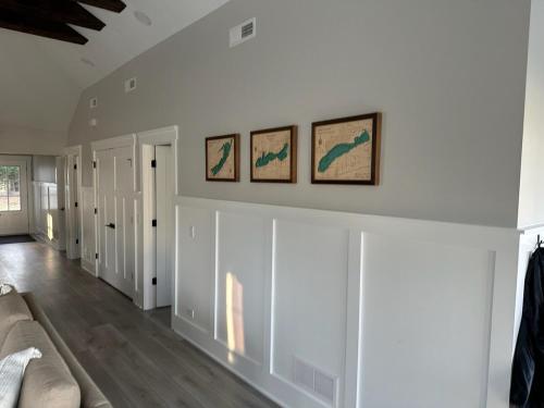 Brand New Williams Bay Stunner - High End Finishes - Dogs Ok in Lake Geneva, USA