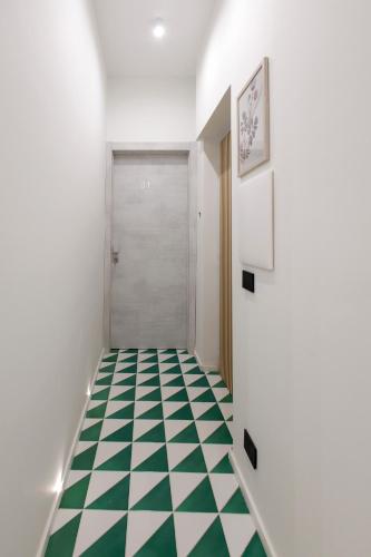 A Signurina Piscicelli near Lungomare Caracciolo