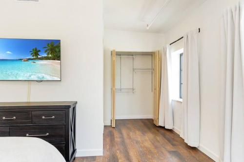 Brand New 2 BR Downtown Burlington! 302N in Burlington, USA