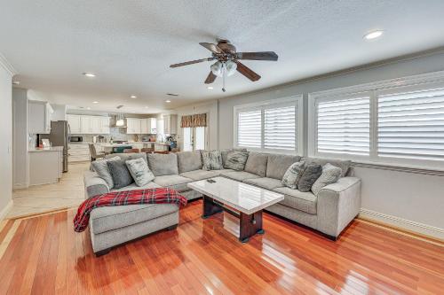 Large Rancho Cucamonga Home 5 Mi to Red Hill Park in Rancho Cucamonga, USA