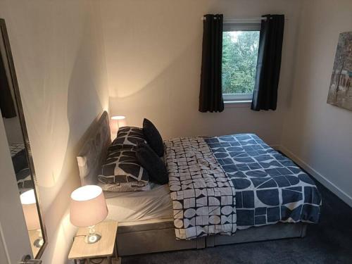 2 bed highland home base for Isle of Skye and Lochalsh in 洛哈爾什凱爾市中心