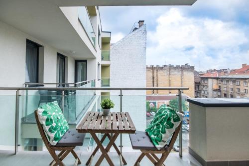 Apartment image 10