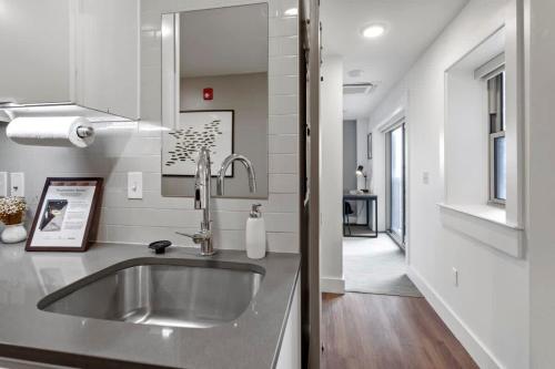 Jazz Age Studio Historic KC Extended Stay Gym in Kansas City, USA