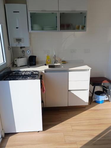 Kitchen, CID Campeador Apart in Villa Crespo
