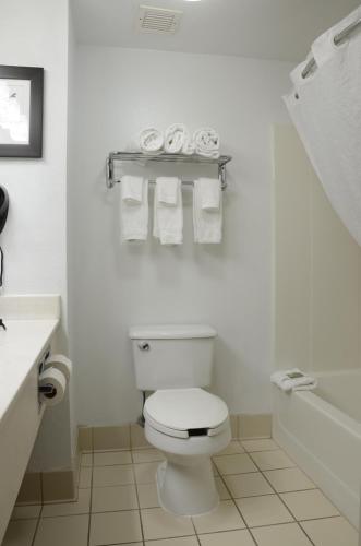 Country Inn & Suites by Radisson Jacksonville FL - image 20