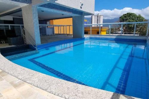 Apto lindo-piscina, churrasqueira e 2 vagas – khách sạn tại Vila Caiçara