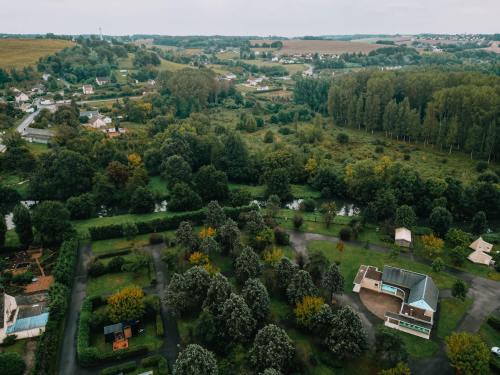 A szálláshely kívülről, Garden Home by Tiny Away in Saint-Calais