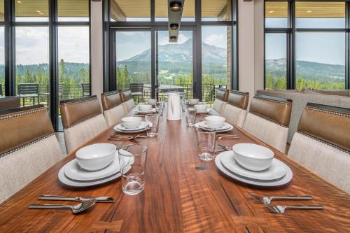 202 LakeLodge condo in Big Sky, USA