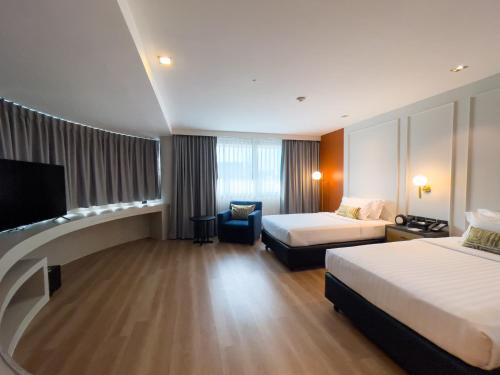 room detail thumbnail 0