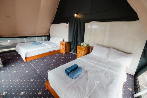 1 double bed