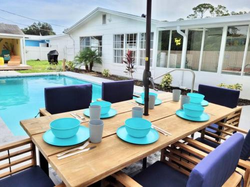 Beachside Tropical Oasis Private Pool Home! in Daytona Beach, USA