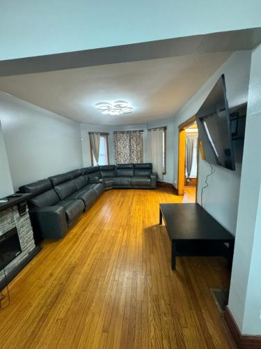 Cozy Bungalow Home in Chicago in Chicago, USA