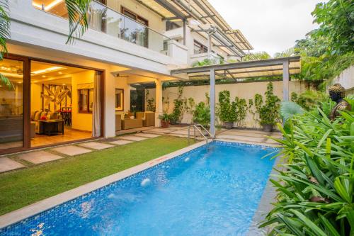 ELIVAAS 4 BHK with Pvt & Outdoor Sitting Area - Anasa, Goa