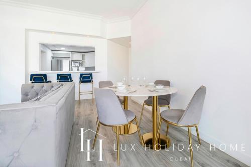 LUX - The Shoreline Beach House - image 9