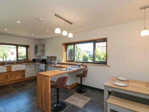 Meadowside – Redruth