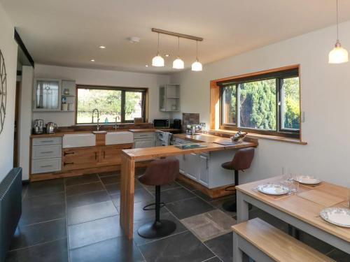 Meadowside – Redruth