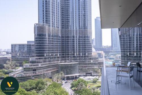 Vogue Stylish Stay Address Opera by Emaar, Downtown Dubai Luxury Apartment with Pool, Gym & Burj Khalifa Views, Dubai (foto 6)