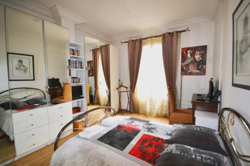 Great apartment near rue Daguerre, Paris (photo 9)