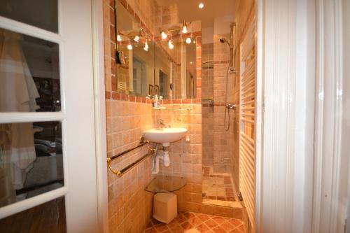 Great apartment near rue Daguerre, Paris (photo 10)
