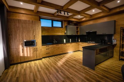 Kitchen, Shamuk Homes in Yusufkhona