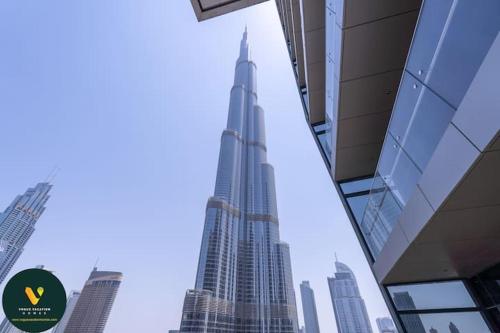 Vogue Stylish Stay Address Opera by Emaar, Downtown Dubai Luxury Apartment with Pool, Gym & Burj Khalifa Views, Dubai (foto 4)