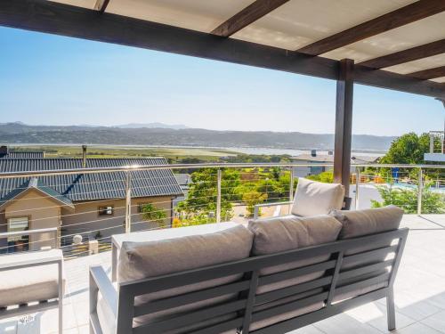 شرفة/ تراس, Bushbuck Terrace in برينتون