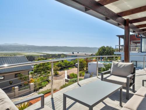 شرفة/ تراس, Bushbuck Terrace in برينتون