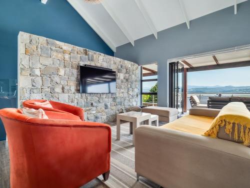ห้องส่วนกลางสำหรับนั่งเล่น/ดูทีวี, Bushbuck Terrace in เบรนตัน