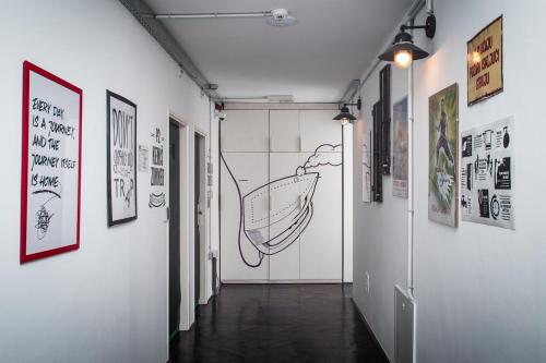 Swanky Mint Hostel - image 6