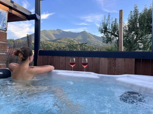 อ่างแช่น้ำร้อน, Apartments Pemikas II in ปลอสติน