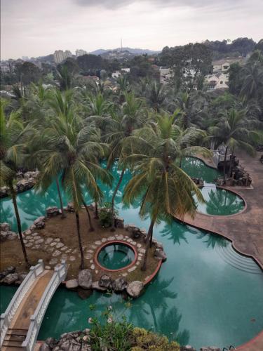 Resort Style Golf club seksyen 13 shah alam