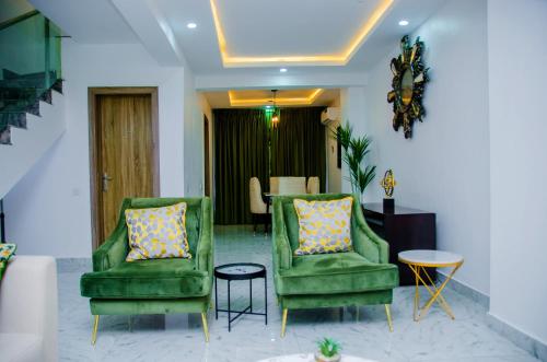 Old Bodija Ibadan - 3 Bedroom Home in a Private Gated Estate with 24 hour Security & Power