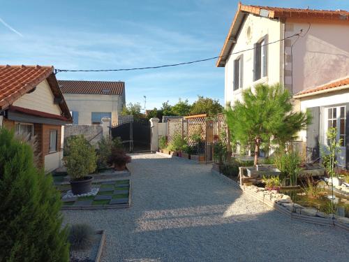 Chambre avec terrasse chambre d'hôte Pons
