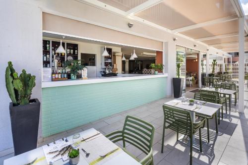 Hotel THe Anamar Suites - image 4